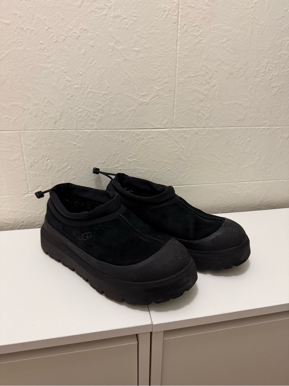 UGG Men Black Slip-On Waterproof Clog